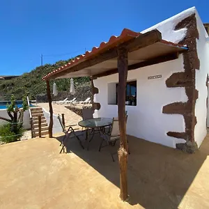 vivienda-vacacional-casa-lola.in-canary-islands.com/