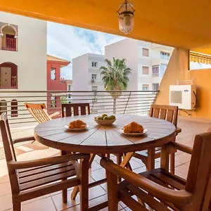 bellavista-apartamento-con-gran-terraza-piscina-garaje.es-andalucia.com/